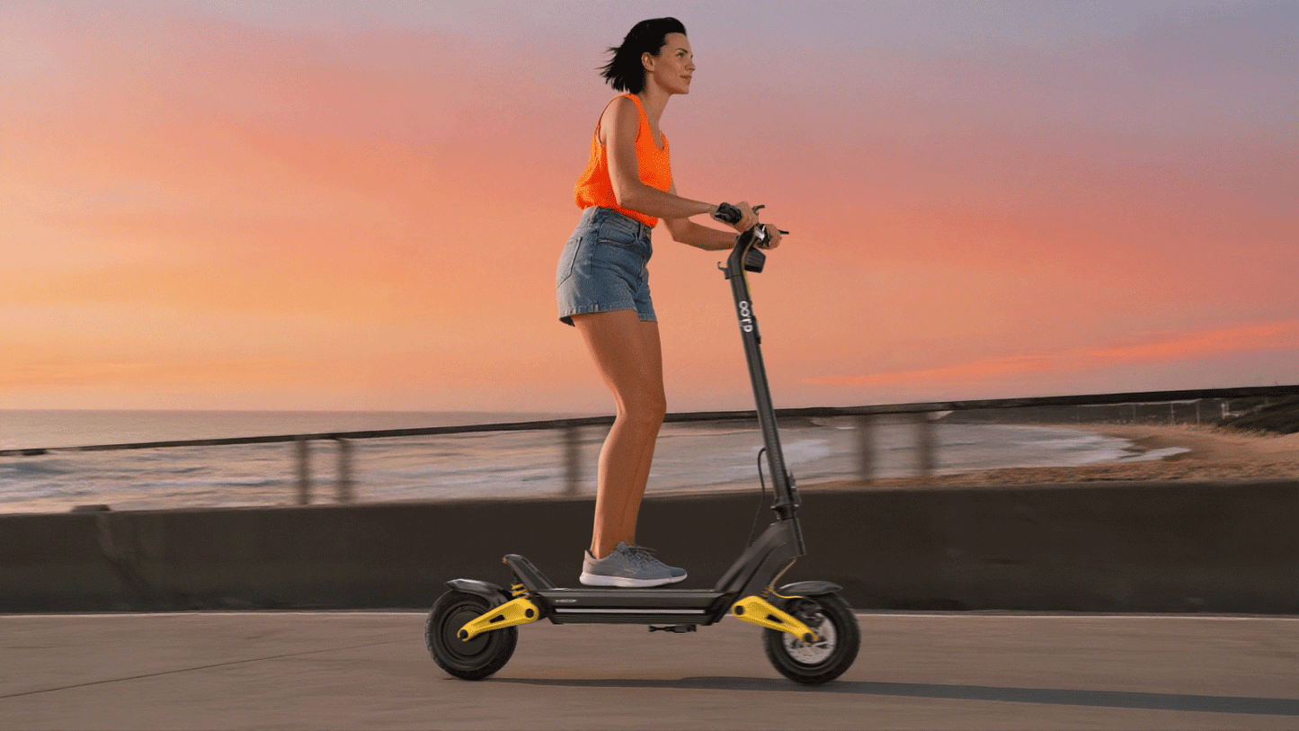 MONOPATTINO ELETTRICO OOTD S10 – Motore 48V 1400W High-Performance | 70 km di Autonomia | 55KM/H