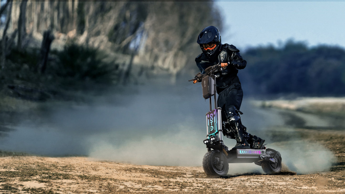 Monopattino Elettrico OOTD T90 DUAL MOTOR | 2x1500W | 100km di Autonomia | Doppia Trazione